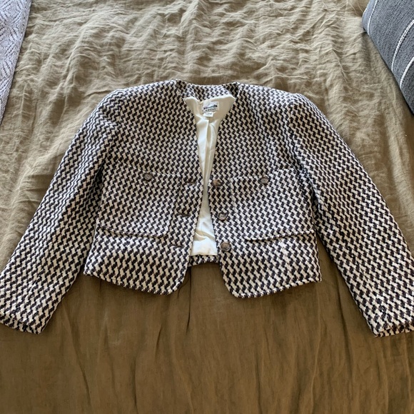 Vintage 80’s cropped button down blazer Sz 2. - Picture 3 of 8